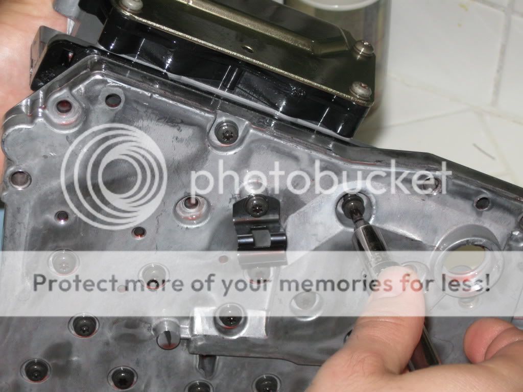 Chrysler 300m transmission valve body